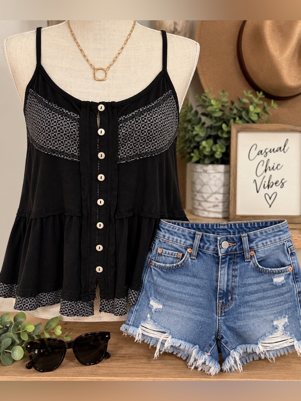 🆕🖤POL: BLACK Acid Wash Button Down Tank SMALL MEDIUM